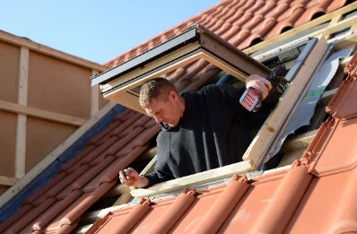 Pose de fenêtres de toit Velux à Gildwiller